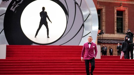 «Bond, Queer Bond» - Die andere Geschichte von 007