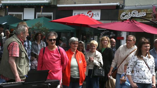 Zu ihrem 58. Fest hatte die Brückengemeinschaft – eine aktive und engagierte Gemeinschaft von Einzelhändlern und Gastronomen – a