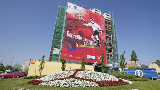 WM-Werbeplakate in Kaiserslautern WM-Werbeplakate in Kaiserslautern