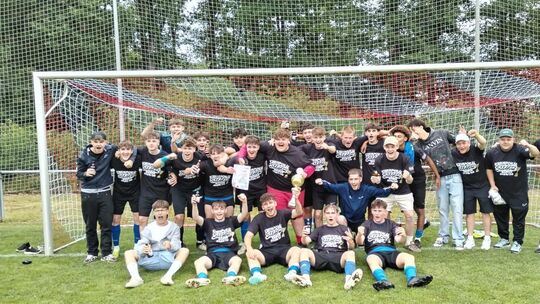 Der Jubel war riesig, doch bis die A-Junioren der JSG Birkenfeld ihren Titel unter Dach und Fach hatten, mussten sie ganz schön