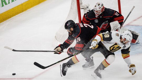 Carolina Hurricanes - Vegas Golden Knights