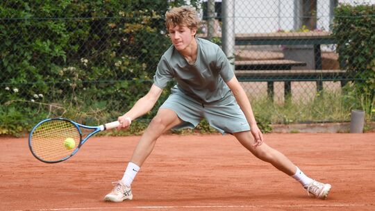 Abstiegskrimi: Lino Wehrmann möchte mit den Männern des VfL Bad Kreuznach am Sonntag im Salinental unbedingt gewinnen. Abstiegskrimi: Lino Wehrmann möchte mit den Männern des VfL Bad Kreuznach am Sonntag im Salinental unbedingt gewinnen.