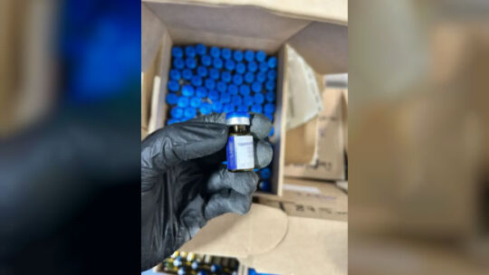 Polizei zerschlägt großen Doping-Ring in Athen Polizei zerschlägt großen Doping-Ring in Athen