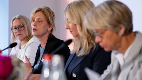 Abschluss der 8. Bildungsministerkonferenz (BMK) Abschluss der 8. Bildungsministerkonferenz (BMK)
