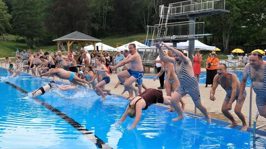 Ab in das erfrischende Nass - das gilt in Boppard auch unter der neuen Gebührenordnung. Vor allem an sonnigen Tagen wurde das Ba