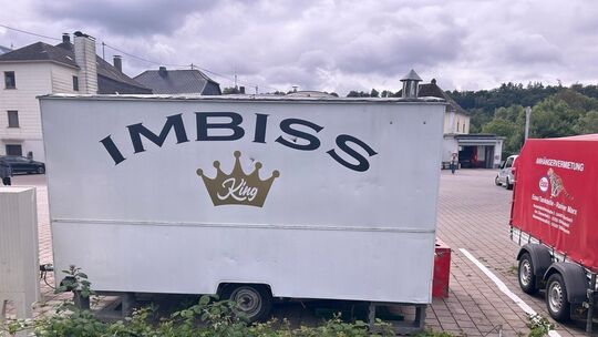 Aufnahme des beschädigten Anhängers