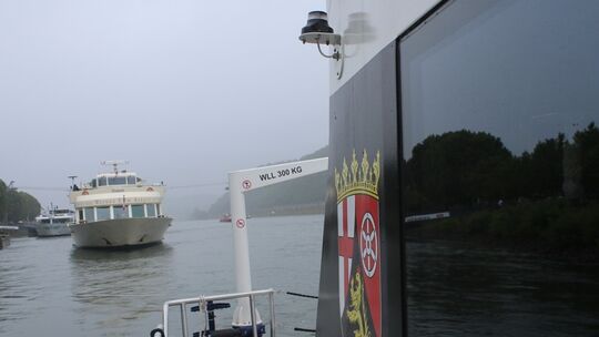Die MS Asbach auf dem Rhein bei Koblenz.