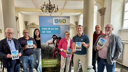 Das Roadbook mit allen Infos zur zwölften 24-Stunden-Wanderung liegt druckfrisch vor und informiert über Strecken, Verpflegung,