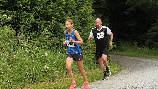 Schnelle Beine, glückliche Teilnehmer: So schön war der Gickellauf in Niederelbert.
