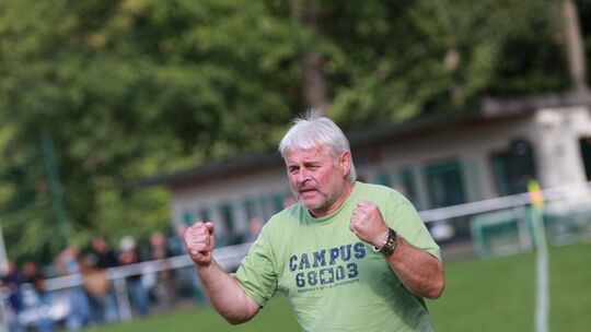 Wie früher bei der SG Reil will Bernd Horbert auch nun nach langer Fußballpause als Trainer mit der Spvgg Cochem jubeln. 2010 tr
