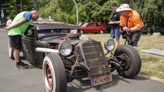 Beim Oldtimer-Treffen Wiedtal-Classic in Neustadt werden jedes Jahr besondere Automobil-Schätze vorgefahren.
