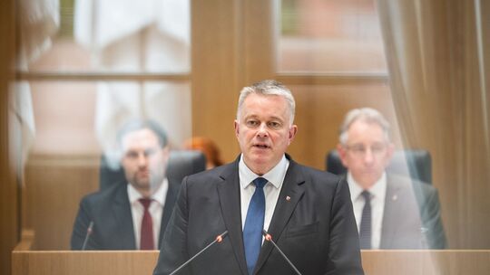 Plenarsitzung Landtag Rheinland-Pfalz Plenarsitzung Landtag Rheinland-Pfalz