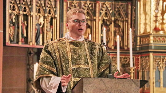 In den Mittelpunkt seiner Predigt stellte Lukas Kämpflein das Evangelium von der Aussendung der Jünger als „Arbeiter Gottes“.