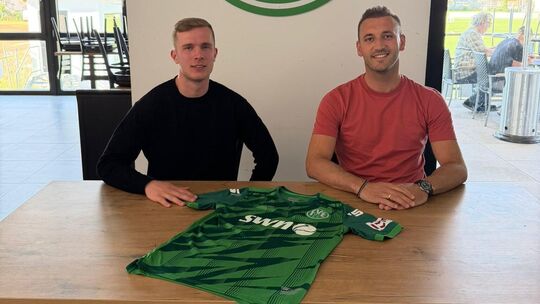 Der 21-jährige Offensivakteur Jesper Penterman (links) geht künftig für den Oberligisten FV Engers auf Torejagd. Den Transfer tü