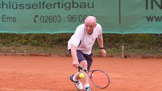 Peter Musiol musste mit den Bad Emser Männern 75 im fünften Saisonspiel der Regionalliga die fünfte Niederlage quittieren.
