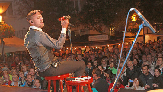 2014 gastierte Max Mutzke bei Bingen swingt auf dem Bürgermeister-Neff-Platz. Nun hat das Festival seine letzte Auflage gefeiert