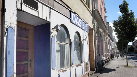 In den 80er-Jahren Kult, heute nur noch Schandfleck: die Markstraße 78 in Neuwied.