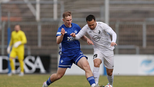 Ein halbes Jahr lang spielte Jesper Penterman (links) beim SV Viktoria Aschaffenburg in der Regionalliga Bayern, kam da zu vier