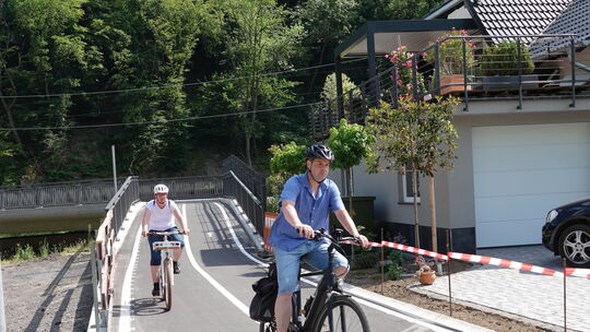 An unübersichtlichen Bereichen ist der Radweg besonders gekennzeichnet.