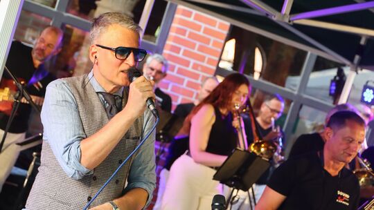 Satten Klang und gute Stimmen präsentierte die Big Band Sound Express.