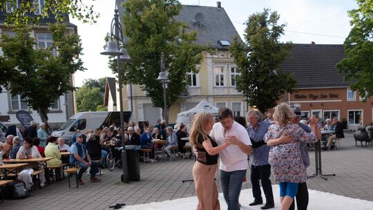 Bei den Heißen Sommernächten im vergangenen Jahr wurde sogar getanzt. Was die kleinen Musik-Events in diesem Jahr bereithalten.