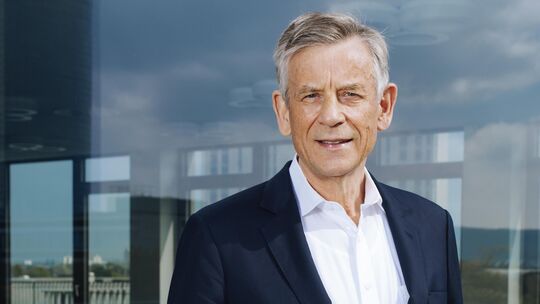 Hermann Simon kommt aus Hasborn in der Eifel und gilt als Erfinder der Wirtschaftskategorie "Hidden Champions". Hermann Simon kommt aus Hasborn in der Eifel und gilt als Erfinder der Wirtschaftskategorie "Hidden Champions".