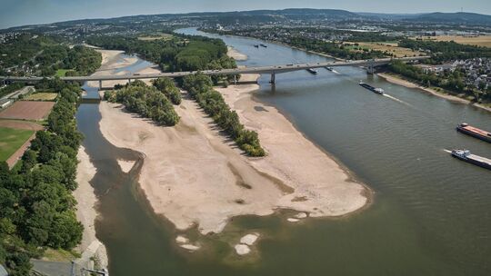 Die Bendorfer Autobahnbrücke ist eine wichtige Ost-West-Verbindung im nördlichen Rheinland-Pfalz und quert den Rhein zwischen Be