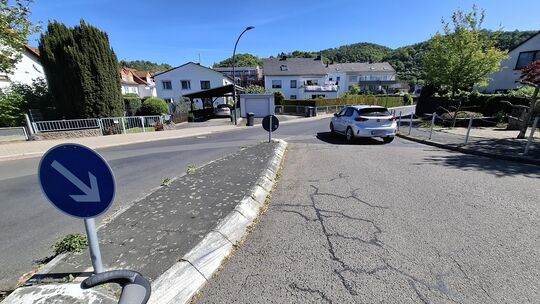 Ein Problem der aktuellen Verkehrsführung sind die Straßen rund um das Schulzentrum in Oberlahnstein. Vor allem Busse sorgen für