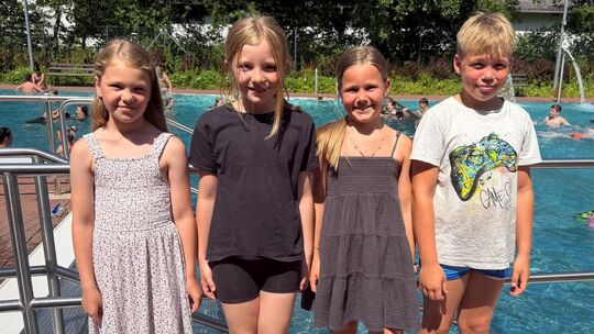 Sie sind die vier Helden von Daaden (von links): Johanna Stahl, Lena Lindner, Maila Rosa Lenz und Aaron Lindiger. Die mutigen Ki