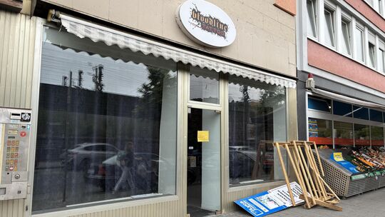 Pakistanische und indische Snacks soll es in den Räumen des ehemaligen Tattoostudios in der Löhrstraße 123 geben.