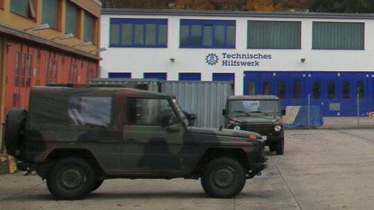 Ein sogenannter Greenliner, das Nachfolgemodell der Mercedes G-Klasse "Wolf" der Bundeswehr, rollte am Dienstag eine abschüssige