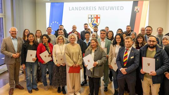 Im Frühjahr 2026 ging die jüngste Einbürgerungsfeier im Kreishaus über die Bühne.