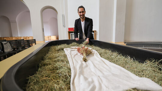 Schleswig-Holstein hat als erstes Bundesland die Reerdigung dauerhaft als neue Bestattungsart zugelassen. Der Landtag beschloss