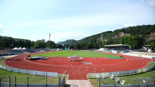 Das Koblenzer Stadion Oberwerth soll eine neue Haupttribüne bekommen.