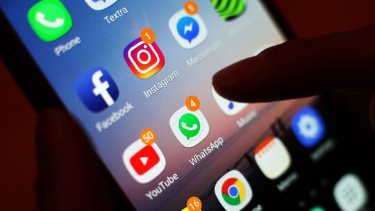 Social Media spielt im politischen Wahlkampf eine immer größere Rolle. Da ist guter Rat teuer.