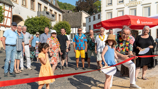 Hier wird der Strünzer Strand eröffnet.