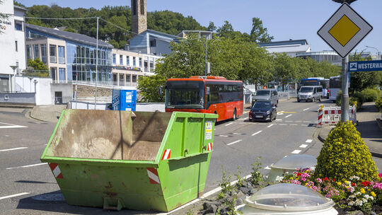 Blick auf die Baustelle in der Westerburger Jahnstraße