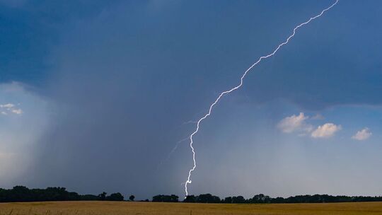 Hitze in Deutschland - Gewitter in Brandenburg