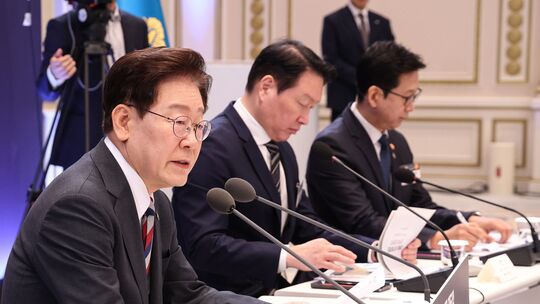 Südkoreas Präsident stellt Halbleiter-Investitionsplan vor
