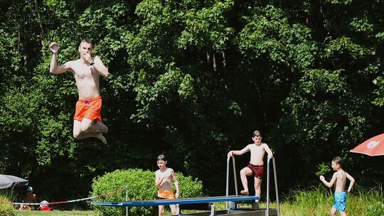 Das Naturbad in Idar-Oberstein hat seit Freitag wieder geöffnet.