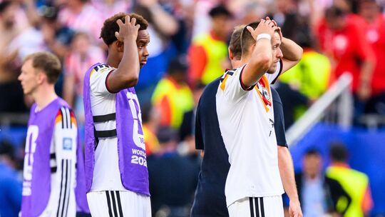 Das ist doch zum Haareraufen! Das dachten sich nicht nur die deutschen Spieler bei der WM-Partie gegen Paraguay, sondern auch di