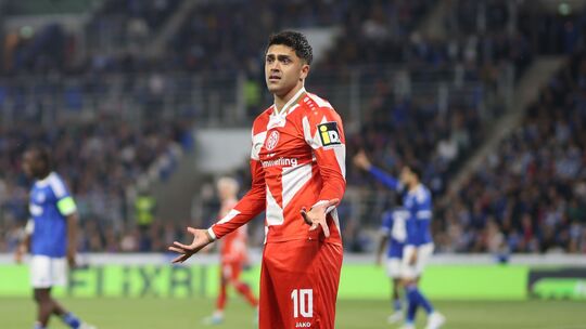 Nadiem Amiri wird nach der Teilnahme an der Fußball-Weltmeisterschaft sicherlich noch nicht in Nentershausen auflaufen. Andere B