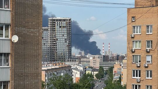 Ukraine-Krieg - Brand im Osten Moskaus Ukraine-Krieg - Brand im Osten Moskaus