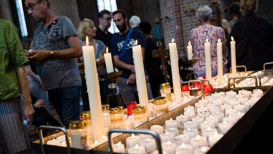 Nach Schüssen in Jugendeinrichtung - Andacht in Hannover Nach Schüssen in Jugendeinrichtung - Andacht in Hannover