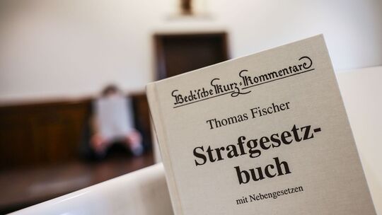 Gesetzestexte - Strafgesetzbuch (StGB) Gesetzestexte - Strafgesetzbuch (StGB)