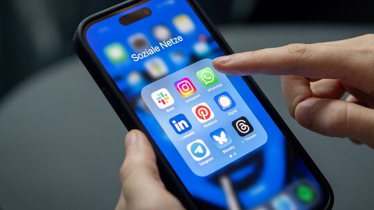 Social Media Apps auf einem Smartphone Social Media Apps auf einem Smartphone