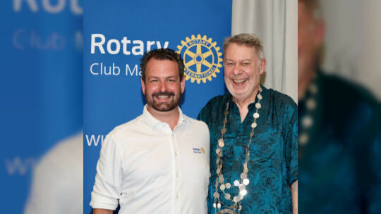 Der scheidende Rotary-Präsident Christian May (links) und sein Nachfolger Dieter Klein