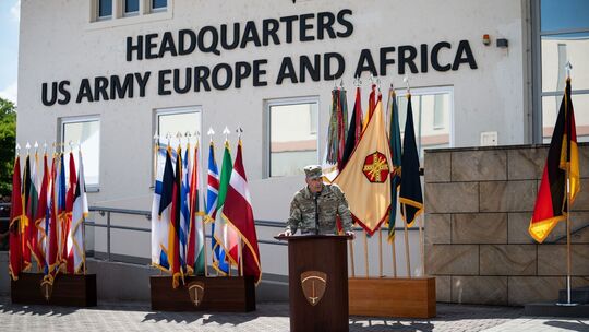 Verabschiedung des Oberbefehlshabers der US-Landstreitkräfte