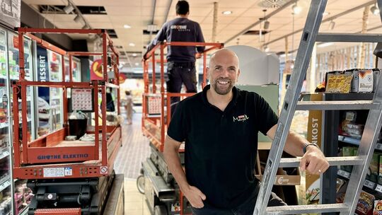 Markus Meyer, der Betreiber des Rewe im Herzen von Ransbach-Baumbach, freut sich auf den Umbau. Die Verkaufsfläche wächst von 12