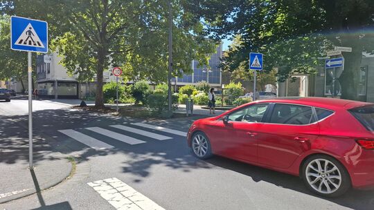 In welcher Richtung soll der Verkehr in der Adolfstraße fließen? Diese Entscheidung hat der Lahnsteiner Stadtrat jetzt getroffen